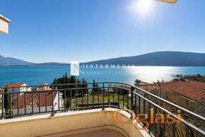 Prodaja – dvosoban stan 65 m² sa panoramskim pogledom na more, Bijela, Herceg Novi